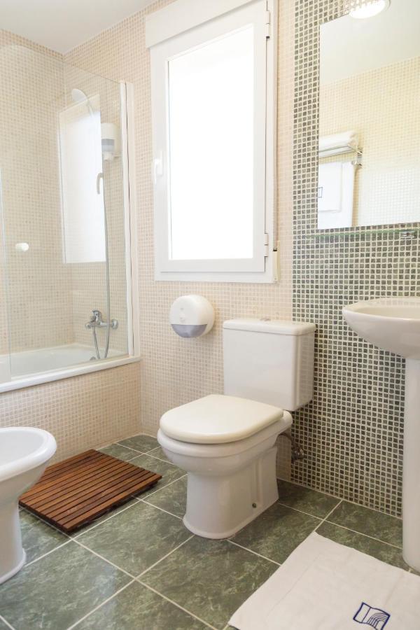 Hostal Pradaria Asador & Alojamiento Arcas Екстер'єр фото